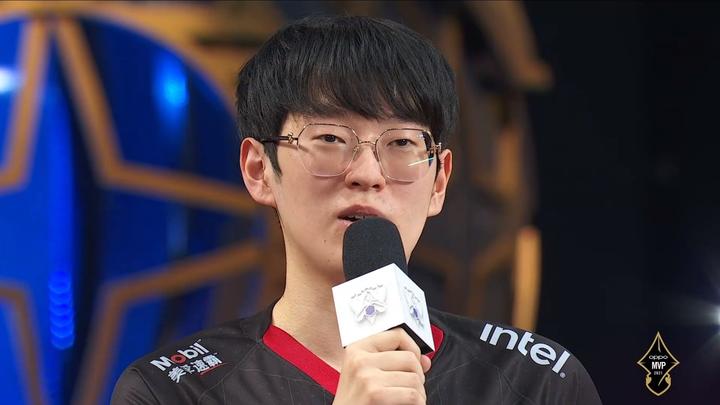 包含托特纳姆赛前战术微调Scout在尤文图斯比赛中夺冠，连对手都承认：苏炳添怒砍20分的词条